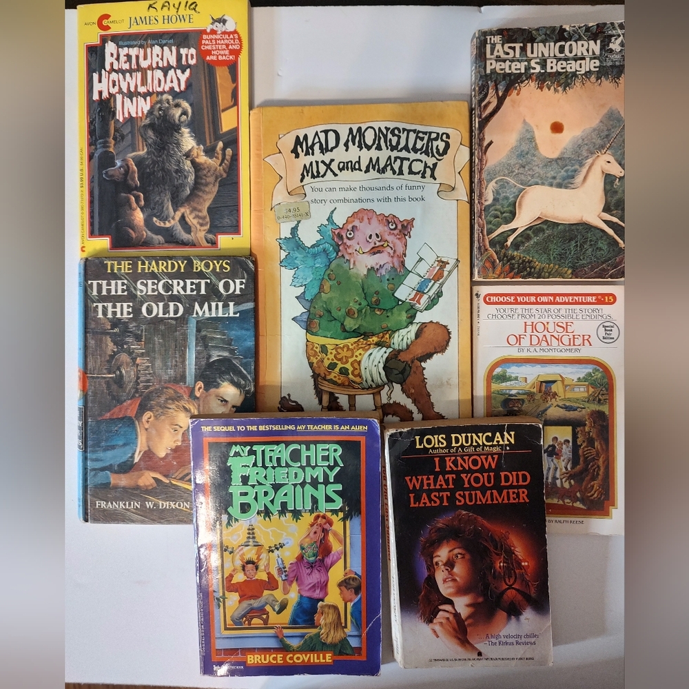 Vintage Lot Of 7 Children's Halloween Scary Mystery Books Hard/Soft Back Various